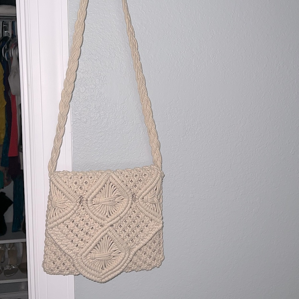 Tommy Bahama macrame Purse